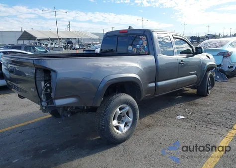 2017 Toyota Tacoma Sr5 V6 z USA, uszkodzony, nr VIN 5TFSZ5AN2HX115367